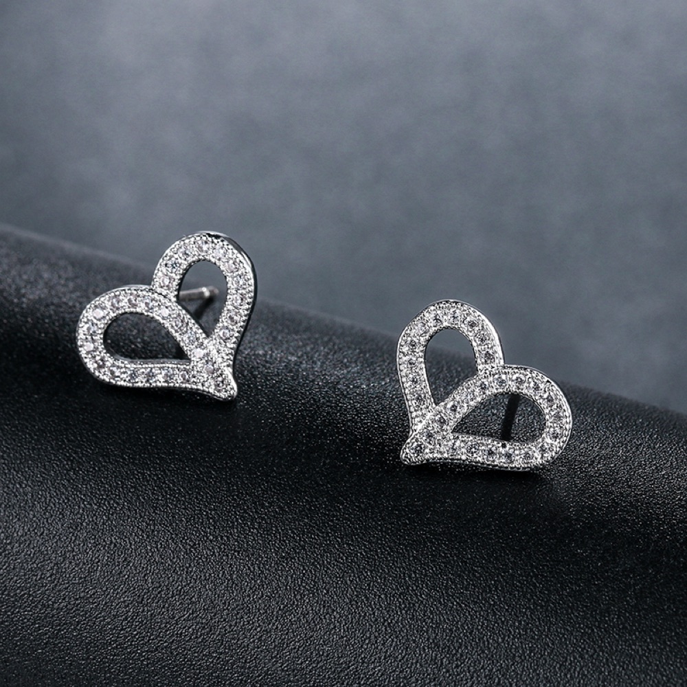 Homecoming Crystal Heart Earrings Style 01