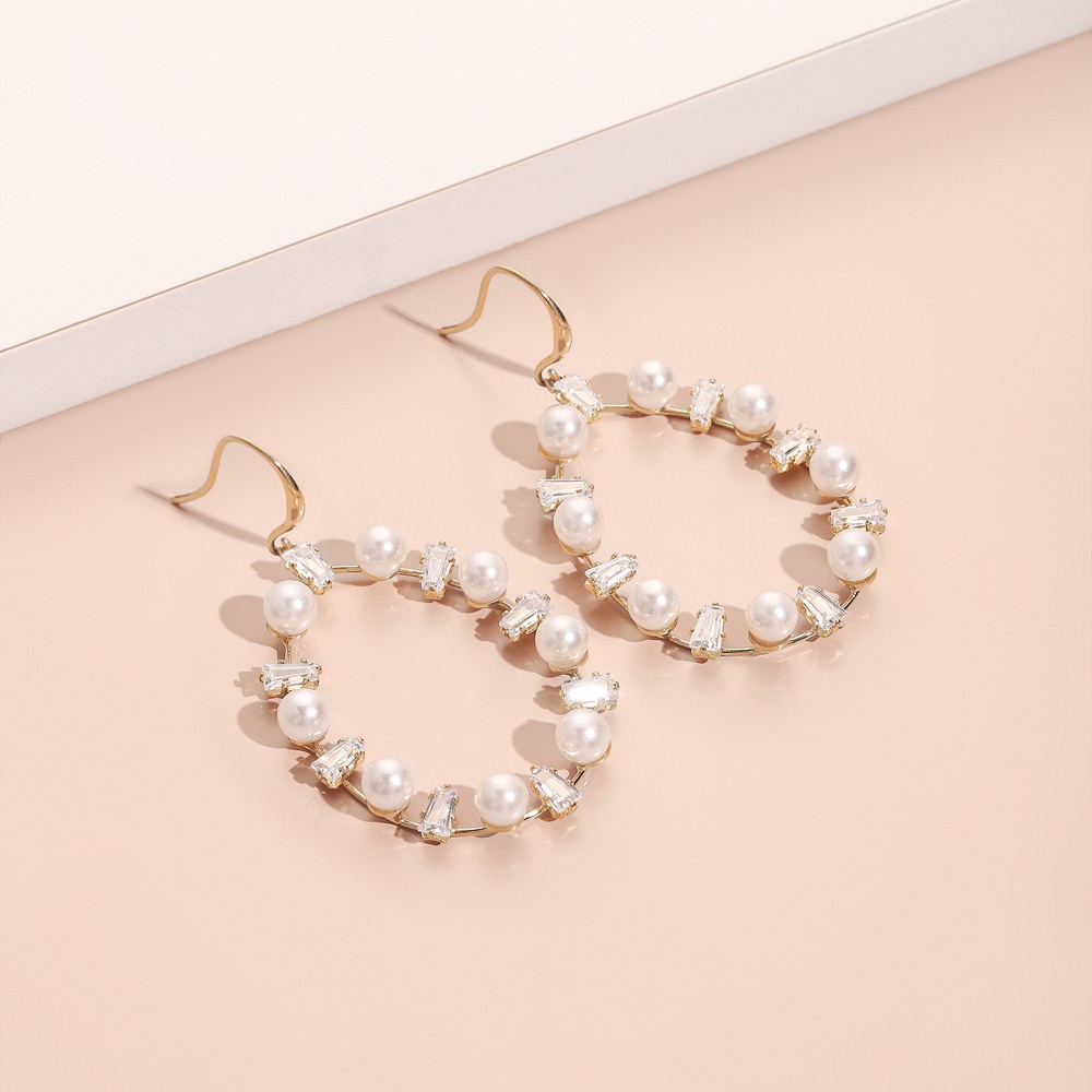 Mother of the Bride Gold Pearl Hoop Earrings