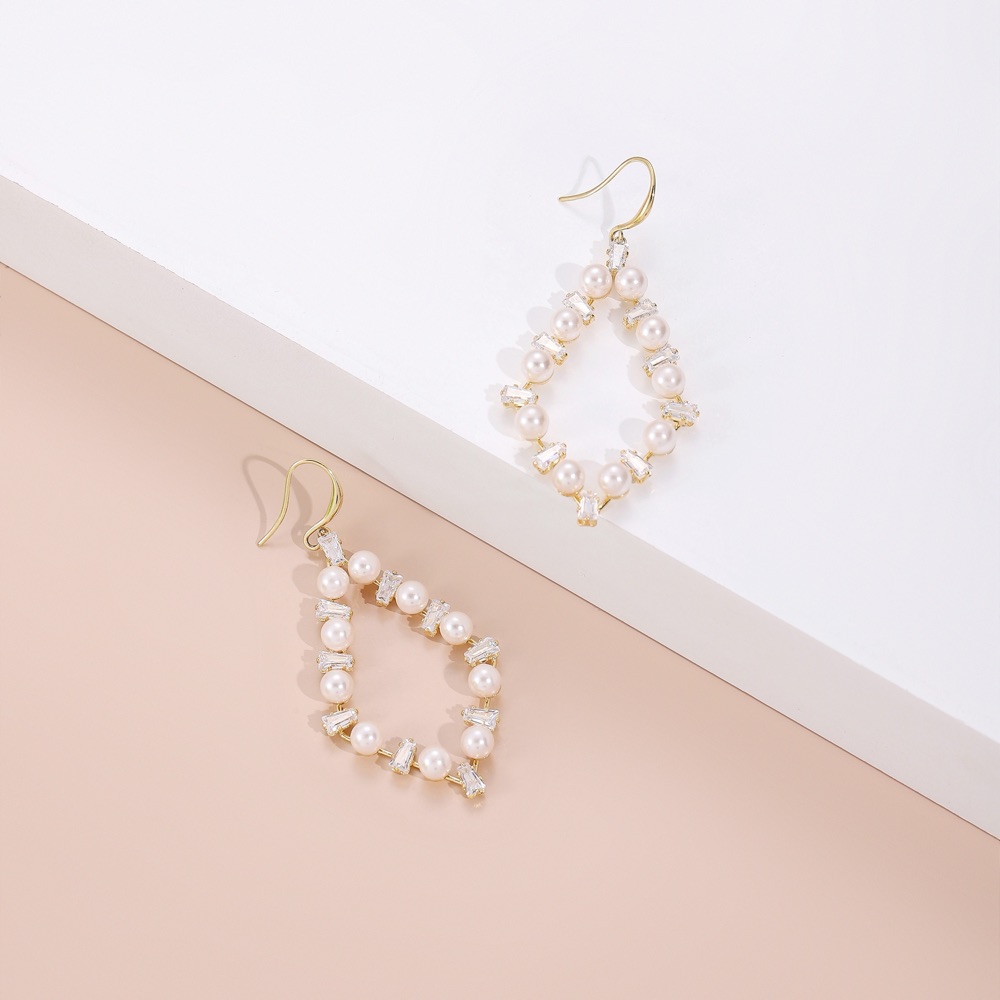 Mother of the Bride Pearl Hoop Earrings