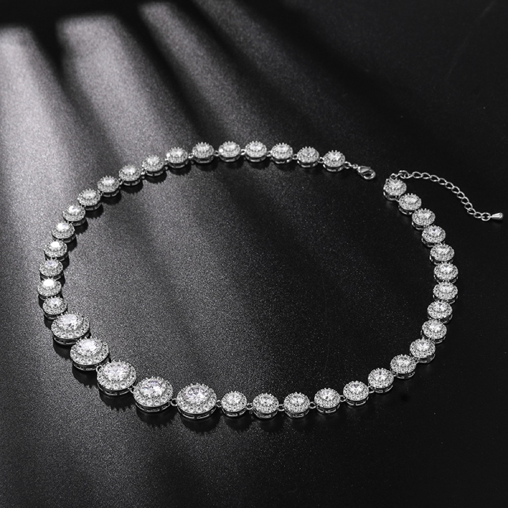 Round Crystal Cocktail Necklace